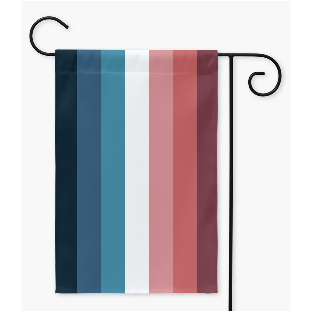 Cour nébularomantique et drapeau de jardin | Simple ou double face | 2 tailles | Spectre Aro Ace
