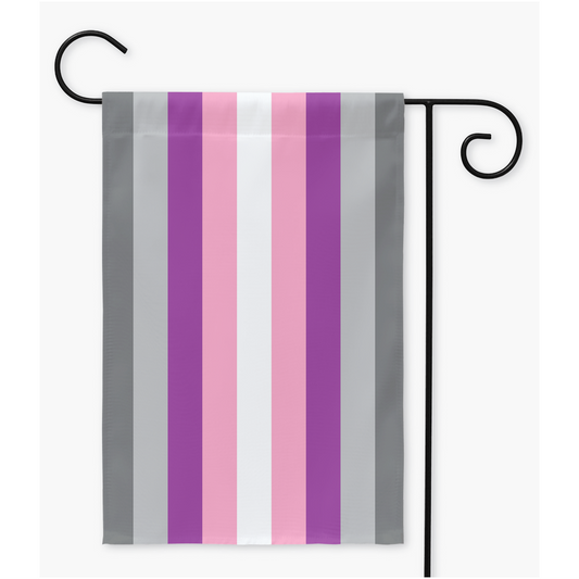 Banderas de jardín y patio del Orgullo Demigirlflux | Una o dos caras | 2 tamaños | Identidad y expresión de género